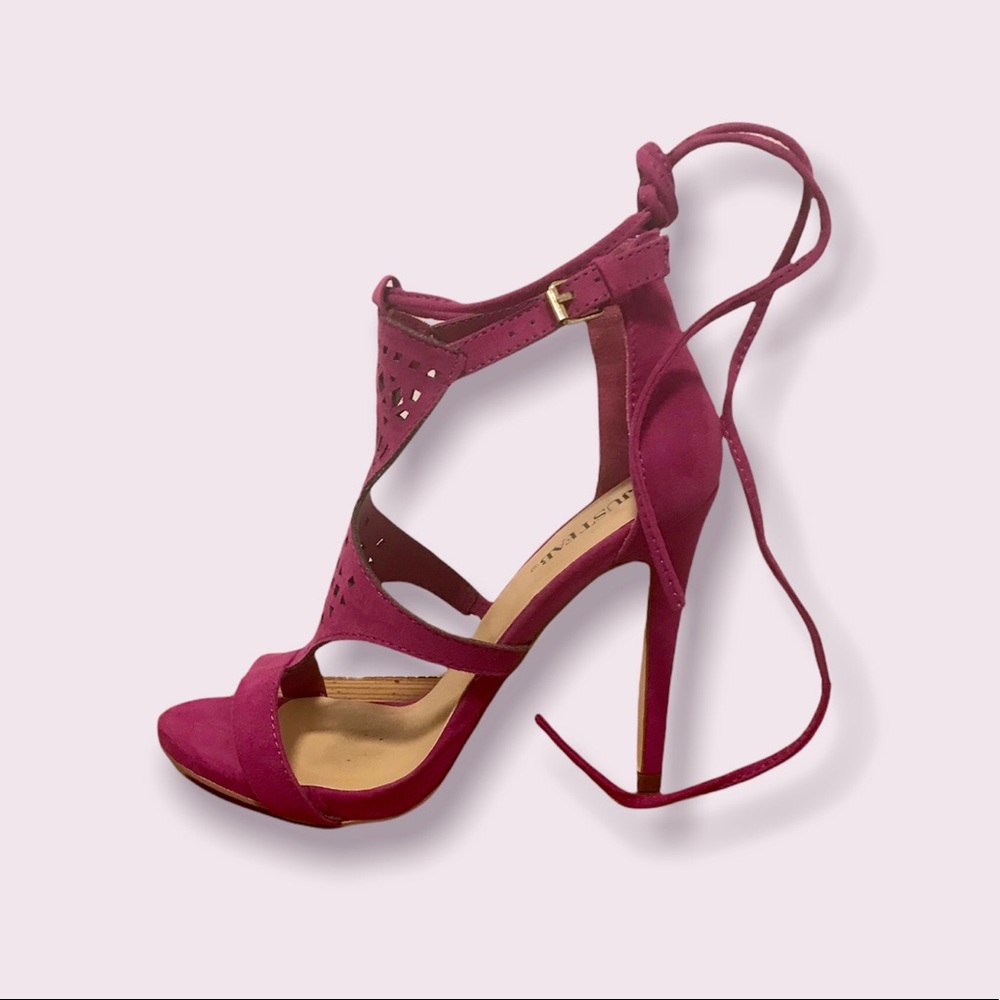JustFab Women’s cutout Dress Sandals, Jade, Fuchsia - Size 6